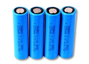 Tenergy 4 PCB Protected Li-Ion 18650 3.7V 2200 mAh rechargeable batteries