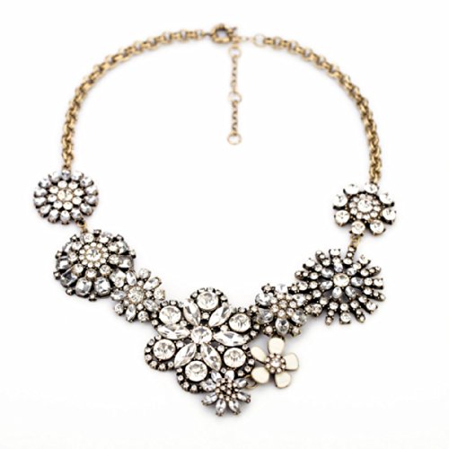 Fit&wit Clear Rhinestone Snow Flower Crystal Resin Statement Fashion Necklace