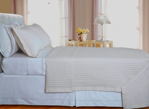 Egyptian Linens 400TC Egyptian Cotton Reversible Quilted Coverlet Set w / Matching Shams , King, Ivory