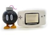 ゲームボーイアドバンス＆ボムへい■ピルケース＆小物入れ■白■スーパーマリオ■任天堂■ボム兵