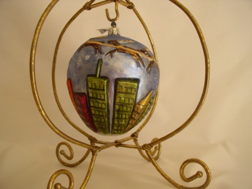 Christopher Radko Santa Flying over NY Skyline Ornament