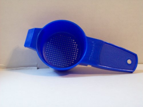 Tupperware BLUE Gadget Sifter Tea Strainer