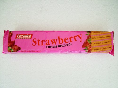 Strawberry Cream Cookie by Picadelli