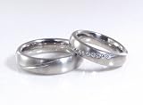 ZEEZEN チタンペアリング 結婚指輪 女性用にはダイヤ付き 4.064.22