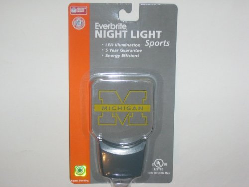 MICHIGAN WOLVERINES Team Logo Everbrite (LED) NIGHT LIGHT (2 1/2 x 3 1/2) with a 5 Yr Guarantee!