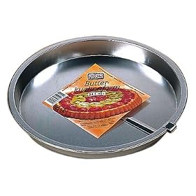 Kaiser Bakeware Basic 9-Inch Round Tinplate Cake Pan with Cutter by Kaiser