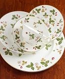 WILD STRAWBERRY DELPHI TEA SAUCER ONLY