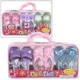  : Up To Date: Carry Bag with 6 Pairs of Dress-Up Shoes