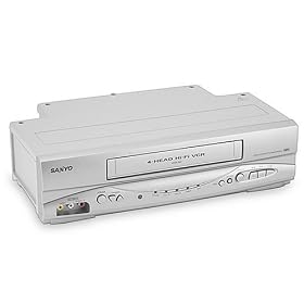 Sanyo VWM-950 4 Head Hi-Fi Stereo VCR with Front A/V Inputs