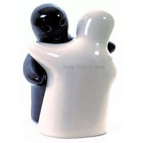 Hugging Couple Lovers Salt & Pepper Shakers Cruet Set - Black & White