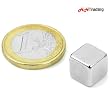 5 Neodym Design Magnetw�rfel 10 mm silber - extra stark - h�lt mind. 10 DIN A 4 Seiten - ideal f�r Glasmagnettafeln