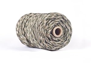 Paracord / Parachute Cord - 750lb Mil-C-5040-H Type IV - 100Ft. Color = Forest Camo. This is the actual parachute cord used by the US Military. It is the Best Paracord available to the public and made by a US Government Certified Manufacturer. This Paracord is rated to 750 pounds (beating the average 