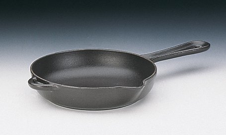 K&uuml;chenprofi 03 0350 10 20 Gusseisen Brat- und Servierpfanne 20 cm