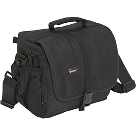Lowepro Adventura 170 Camera Case (Black)