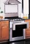 Insight Range with the Worlds first Microwave Drawer in Stainles