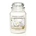 Yankee Candle 22 oz. White Gardenia Jar Candle