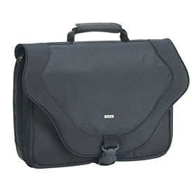 Solo 17-inch Laptop Messenger Bag Black (PT9204)