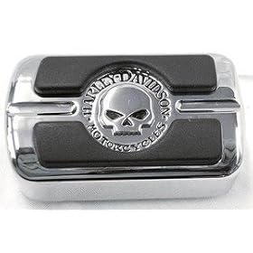 Harley Davidson Willie G.� Skull Shifter Peg. Black rubber pads, polished and chrome-plated Skull Collection. Surrounded by "Harley-Davidson�" script. Fits all models (except '06-later VRSC? models with forward controls or '06-later Dyna� models equipped with forward controls). 34689-04