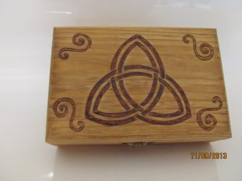 Triquetra Tarot Box