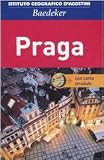 Praga. Con carta stradale 1:17 000