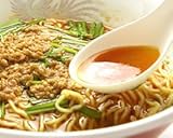 名古屋のご当地　台湾ラーメン　台湾ラーメン2食入4袋 　計8食　1食当たり　生中華麺110g　スープ45g　肉味噌40g