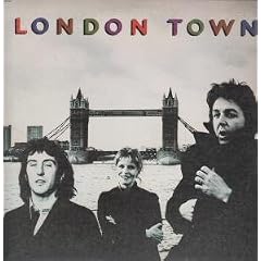 LONDON TOWN LP US CAPITOL 1978 15 TRACK WITH INNER AND POSTER (SW11777)
