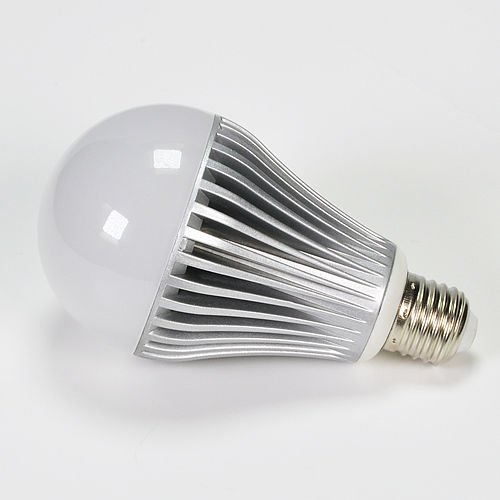 9 Watt LED Bulb Standard Screw Base A80 60 Watt Replacement White,by LEDwholesalers 1020wh