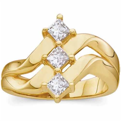 0.62 Ct.T.W. Three Sparkling Princess Cut Diamonds in 14Kt. Yellow Gold. Lady's Diamond Fashion Ring