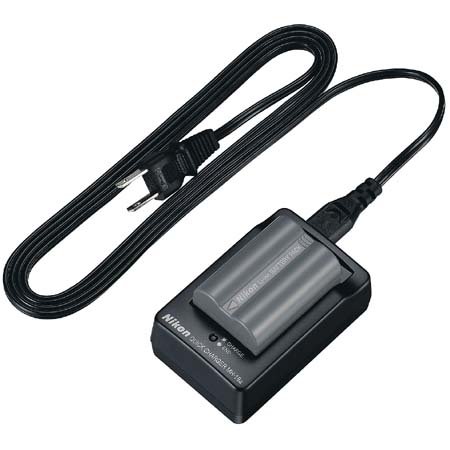 Nikon MH-18a Quick Battery Charger for the EN-EL3e Battery compatible with Nikon D80, D200, D300 and D700 Digital SLR Cameras