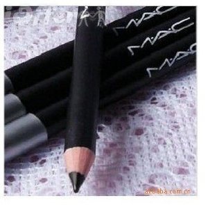 Mac Rich Color Moisturizing Formula Eyeliner/Lipliner With Aloe Vera & Vitamin E