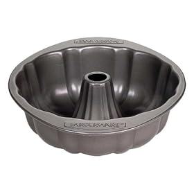 Farberware Bakeware 10-Inch Fluted Mold by Farberware