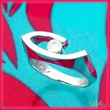 14K White Gold .25 CT Flame Ring