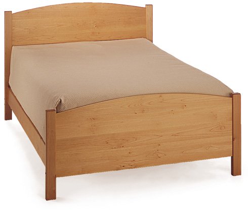 SET Classic Newberry: KingPlatform Bed, two nightstands, one 6 drawer dresser and mirror for 6 drawer dresser