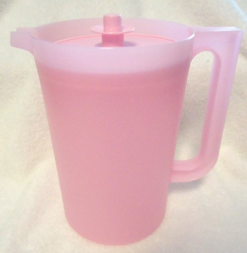 Tupperware 2 Qt Pitcher in Pink