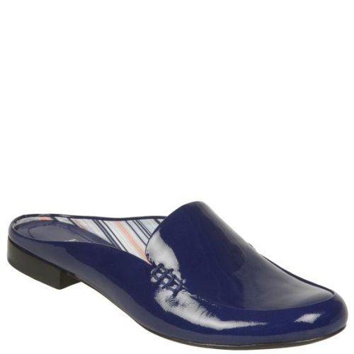 Cover image : Women's Franco Sarto Jog