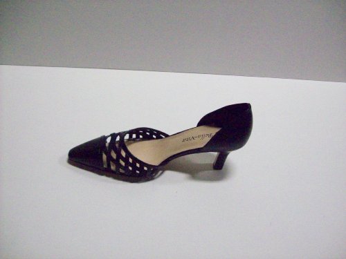 Bella Vita 'Pizazz' Leather/Fabric Pump (8WW Black)