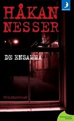 De ensamma (av Hakan Nesser) [Imported] [Paperback] (Swedish) (Barbarotti, del 4)