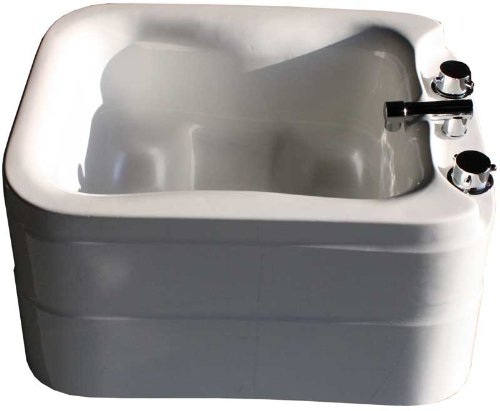 SPA-Fußbecken mit Chromamaturen