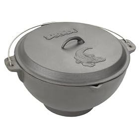 Bayou Classic 7419 11-Quart Cast-Iron Jambalaya Pot Deep Fryer with Domed Lid by Bayou Classic
