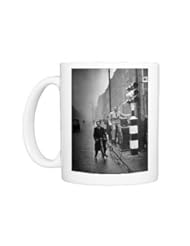 Kitchen: Photo Mug of Penny Farthing at the Traffic Lights - Fine Art Storehouse