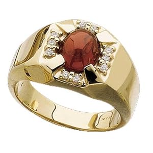 14kt Yellow Gold Slumber Red Garnet and Diamond Ring