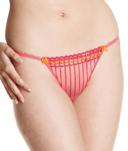 Freya Arabella string