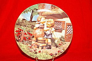 M I Hummel Squeaky Clean Plate from Little Companions Collector Plate