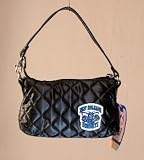 New Orleans Hornets Quilted Wristlet, Black