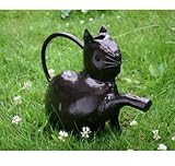 Review The Urban Garden  / cat shaped metal watering can