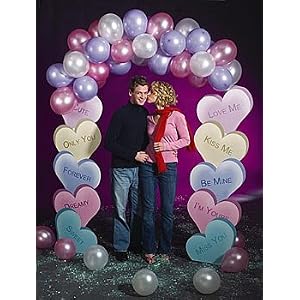 wedding reception decoration ideas, heart candy balloon arch