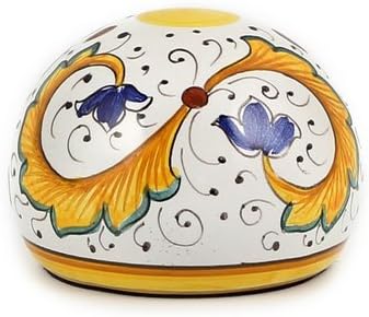 DERUTA PAPERWEIGHT: Large traditional round Perugino design