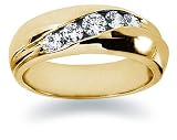 0.2 ctw. Men's Round Diamond Wedding Band in 14K Yellow Gold