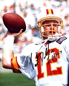 Trent Dilfer Autographed / Signed Tampa Bay Buccaneers 8x10 Photo