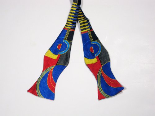 Geometric Print Bowtie